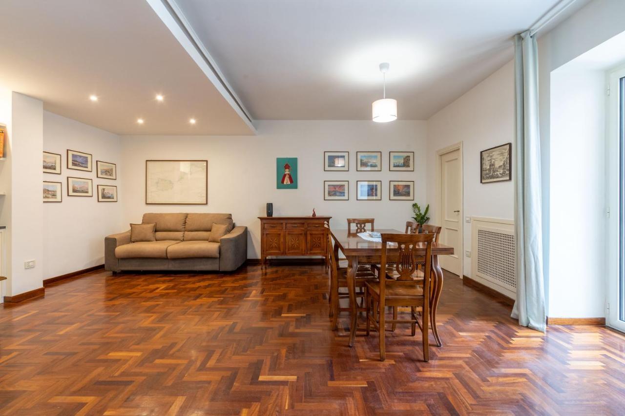 Appartamento Elegante Con Terrazzino Nel Centro Di Napoli Zewnętrze zdjęcie